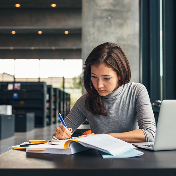 Level 3 Award in Understanding the Principles and Practices of Assessment (RQF)